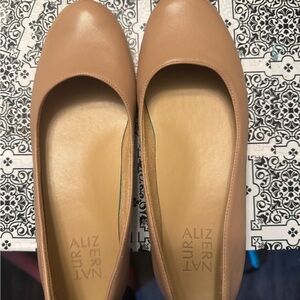 Naturalizer Tan Leather Round-Toe Flats